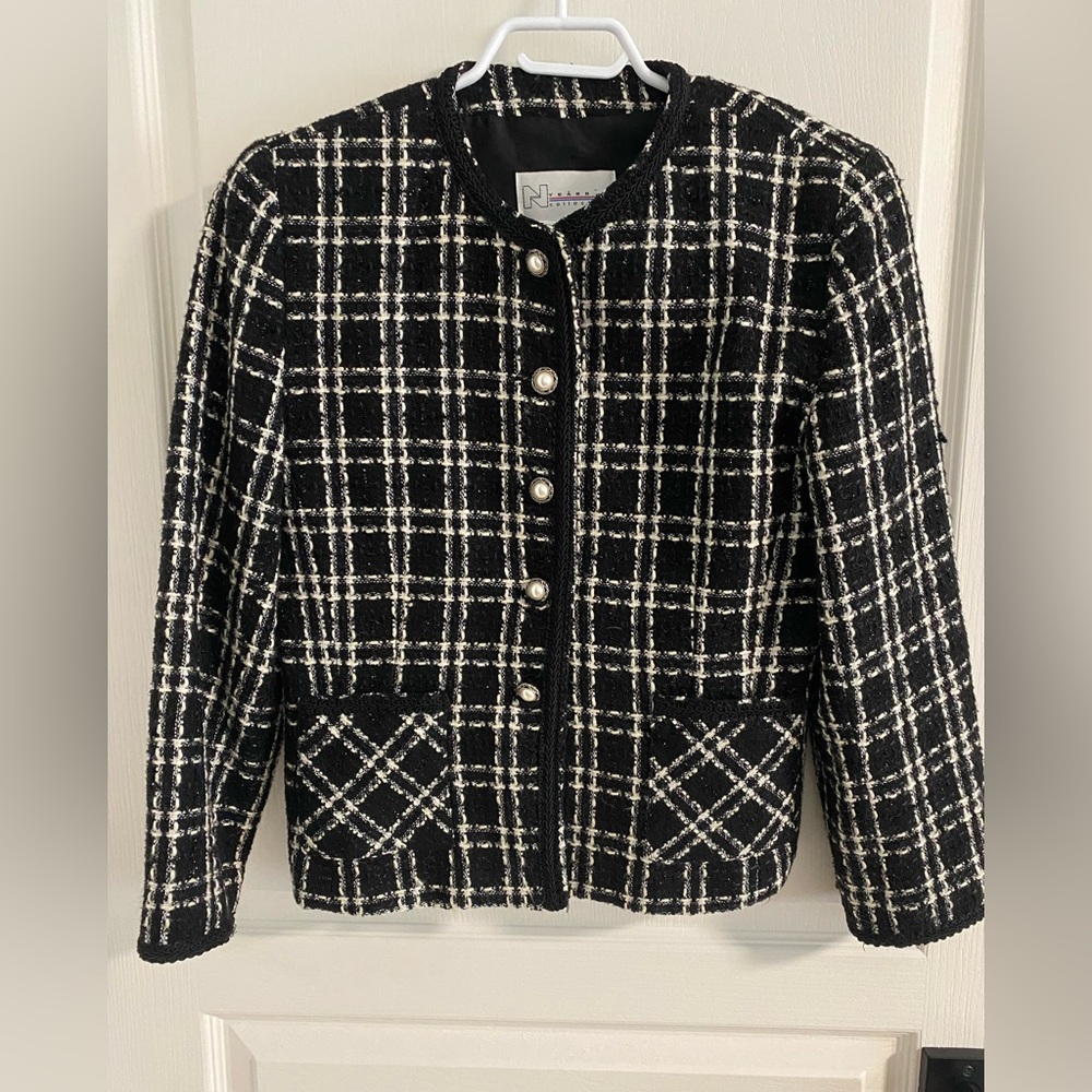 Elegant Black and White Plaid Blazer